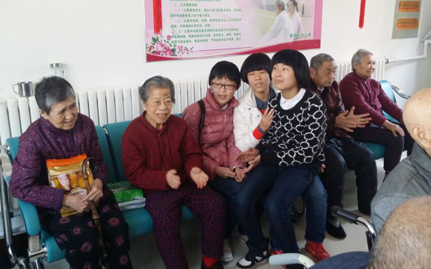 济南燕柳老年公寓老人幸福生活